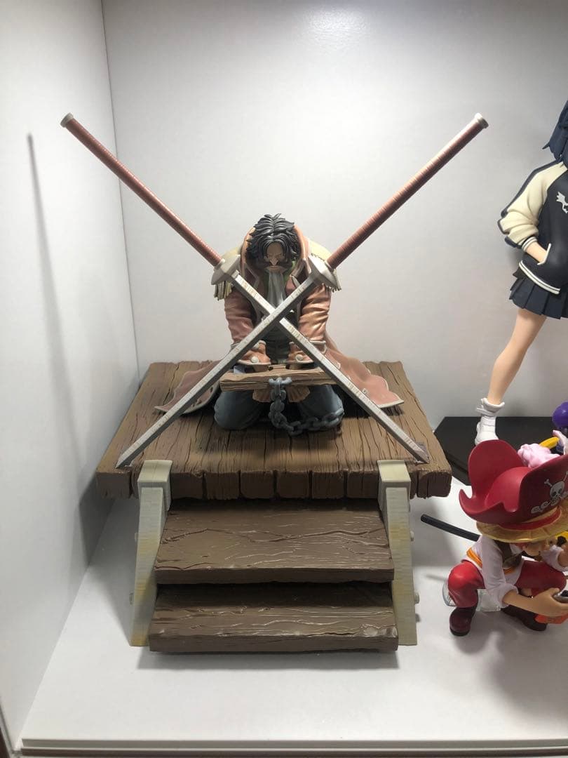 ワンピース一番くじラストワンC賞D賞