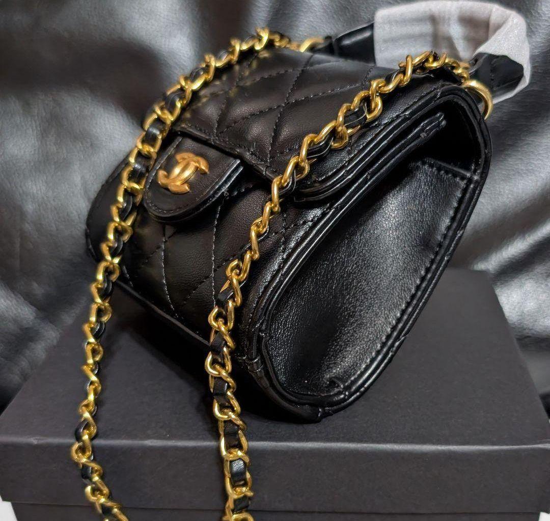 CHANELブラックキルティングチェーンショルダーミニバッグ ミニマトラッセ