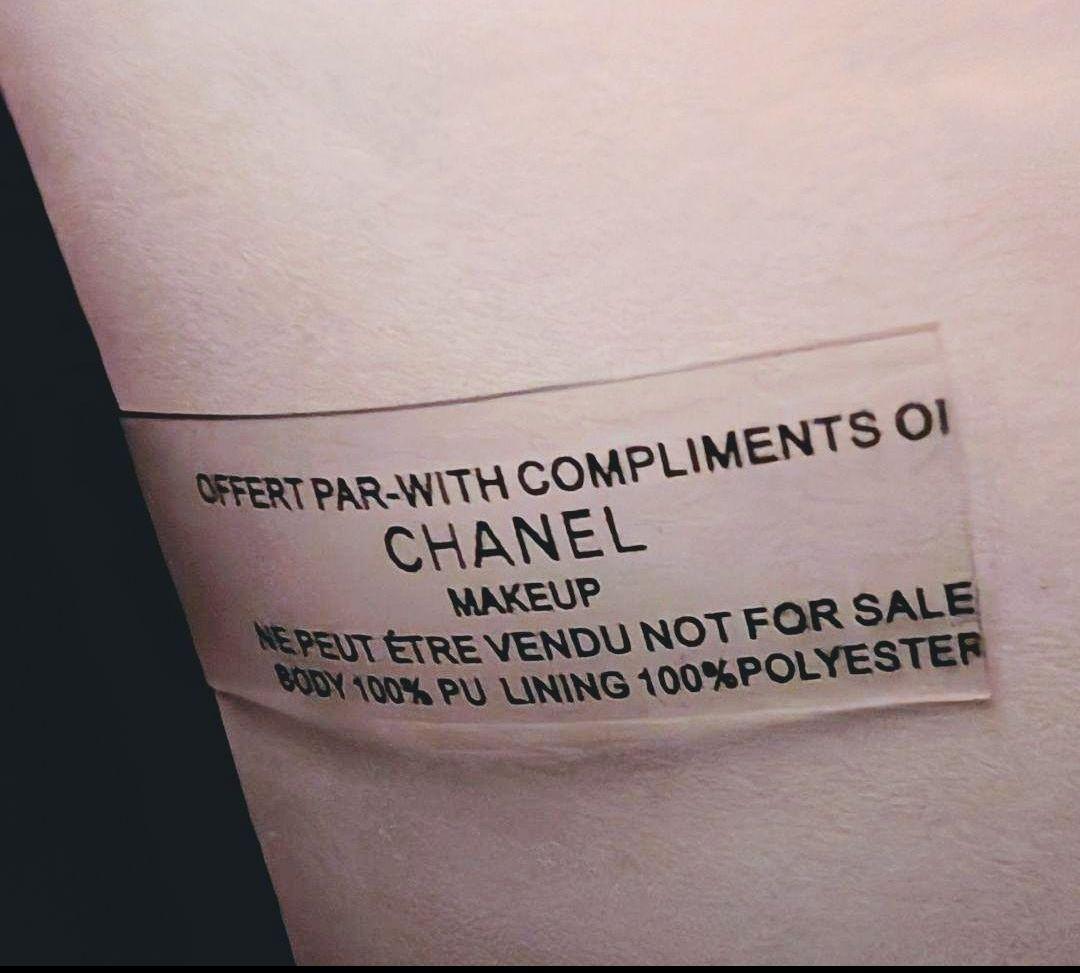 CHANELブラックキルティングチェーンショルダーミニバッグ ミニマトラッセ