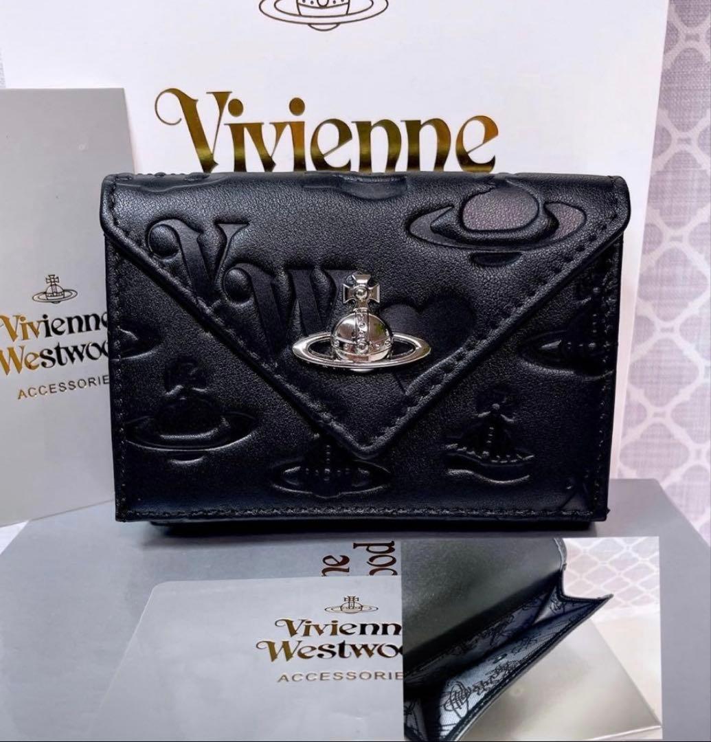 内柄も素敵☆最新】Vivienne Westwood 三折財布 マット 黒 - メルカリ