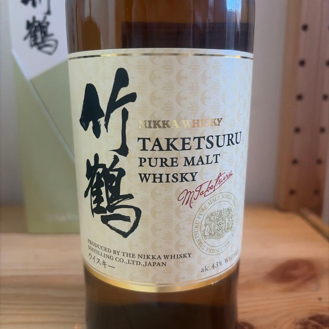 Nikka 竹鶴 Pure Malt Whisky 700ml 43% - メルカリ