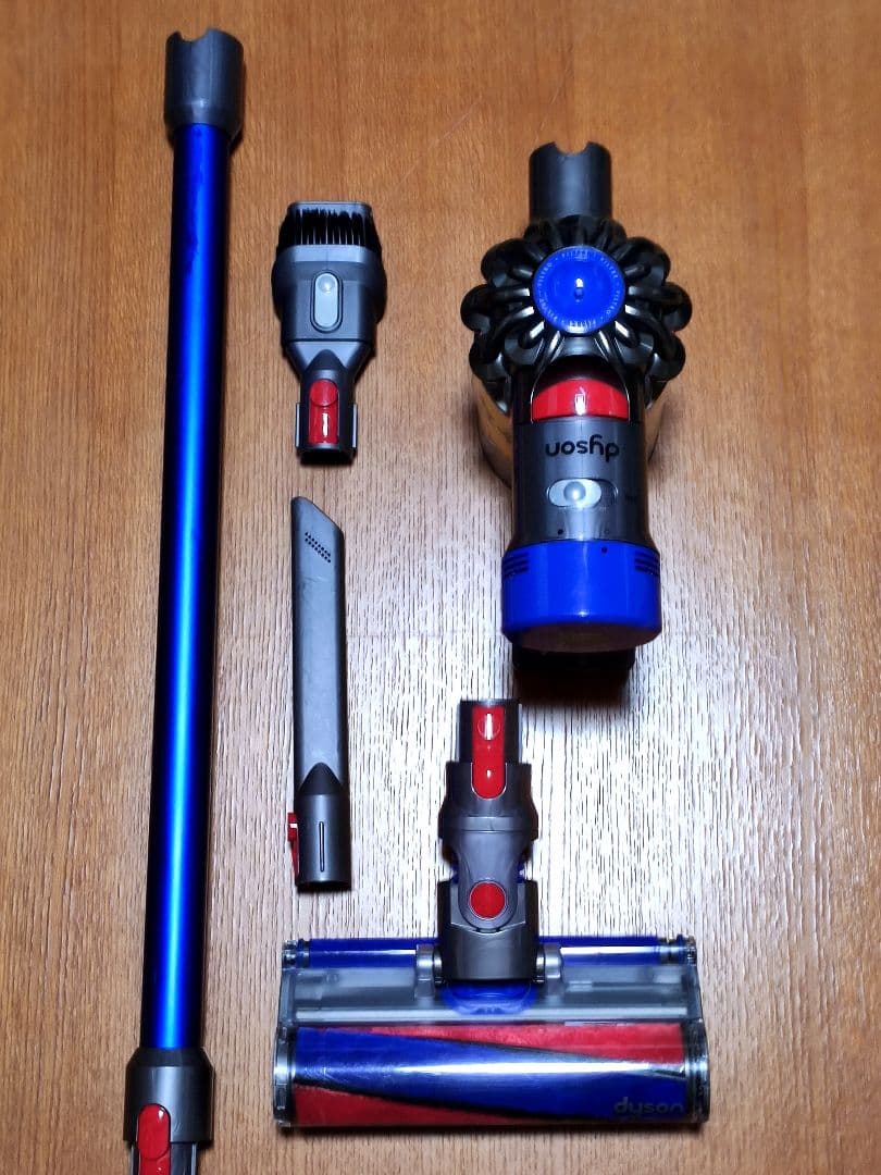 ダイソンSV10 V8掃除機＋マキタ18vアダプターセット 分解清掃済み 動作品