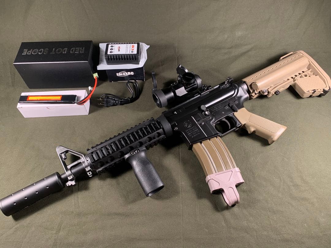 東京マルイM4 CQBR 次世代電動ガン充電器等付属