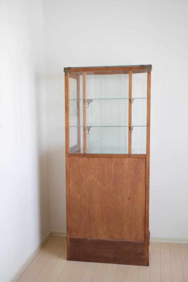 都内配達限定 送料込み】R型 ガラスケース ヴィンテージ 什器 飾り棚