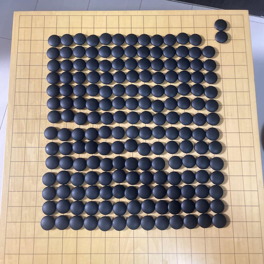 囲碁セット 木製囲碁盤 ５寸　脚付　日向特性蛤碁石黒那智黒28号（7.5mm）