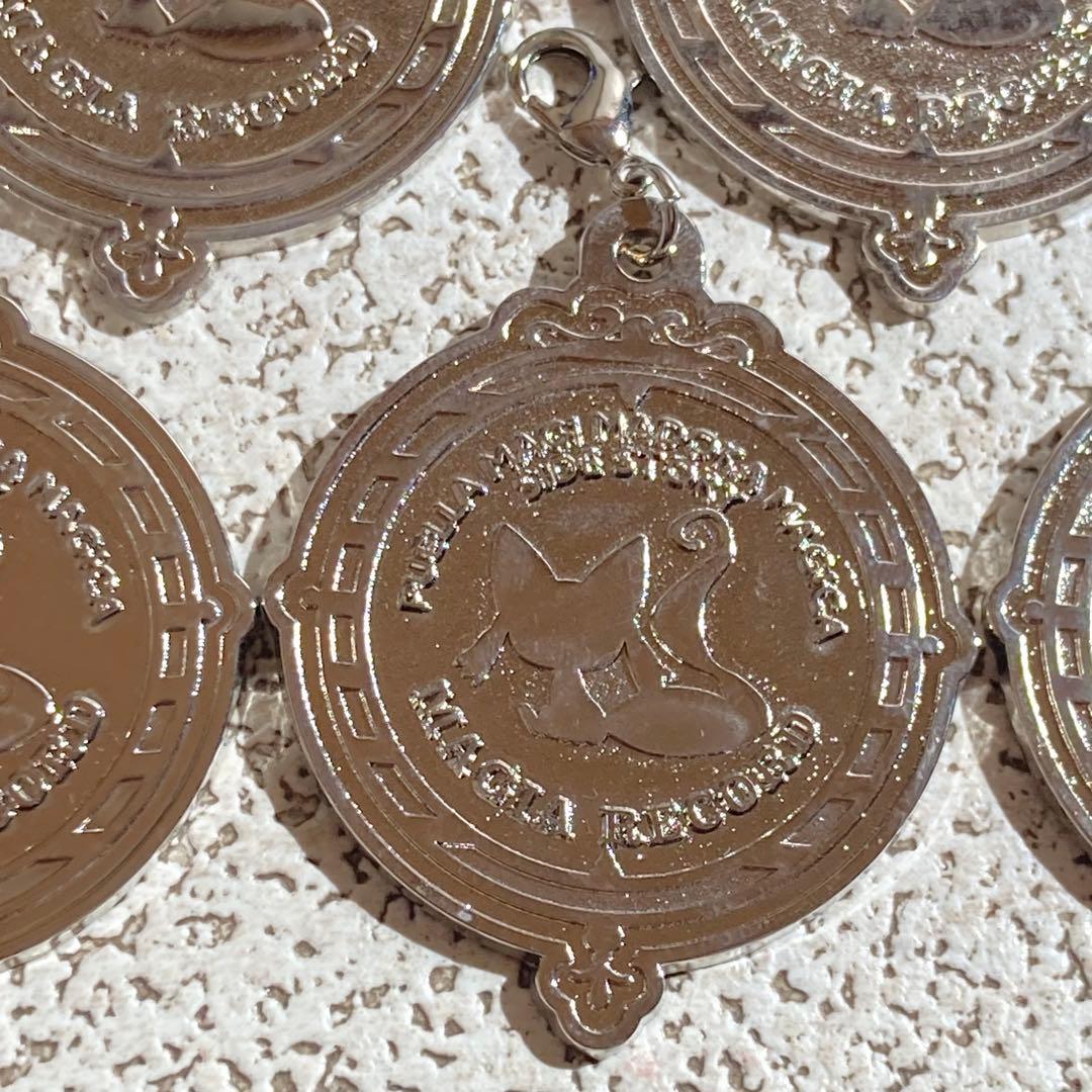 まどマギ　メタルチャーム　5個まとめ　キュゥべえ　マギアレコード