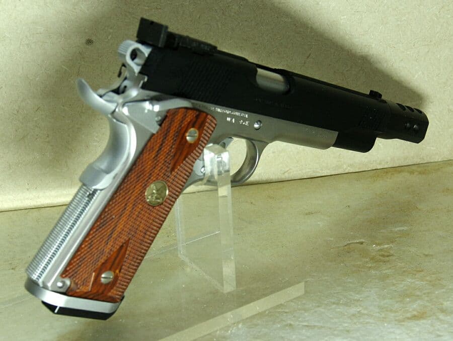 トイガン WESTERN ARMS WILSON COMBAT SUPERGRADE II