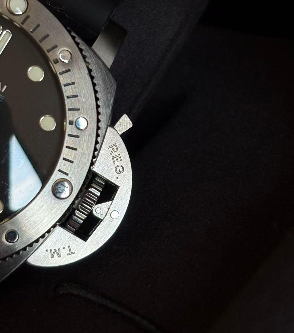 パネライ PANERAI PAM01229 サブマーシブル スモールセコンド