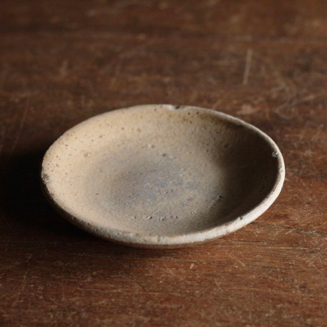 美濃 灰釉 小皿 江戸後期 古道具 アンティーク 古美術 美術品