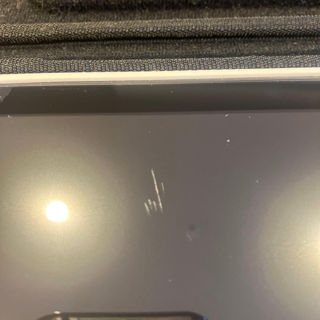 Nintendo Switch セット　（画面傷あり、裏面スタンドなし）