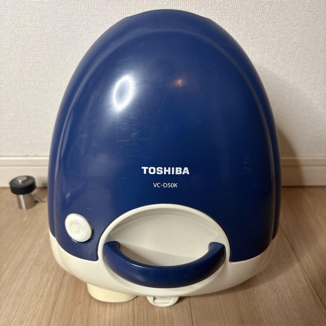 TOSHIBA 紙パック式 掃除機 VC-D50K 2017年製 - メルカリ