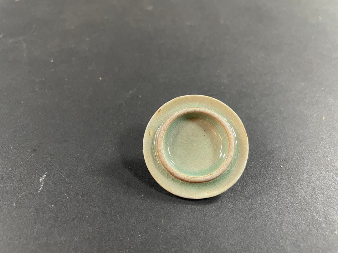 14 韓国 人間文化財 池順鐸 高麗青磁 壺 茶入 陽刻 青磁 共箱