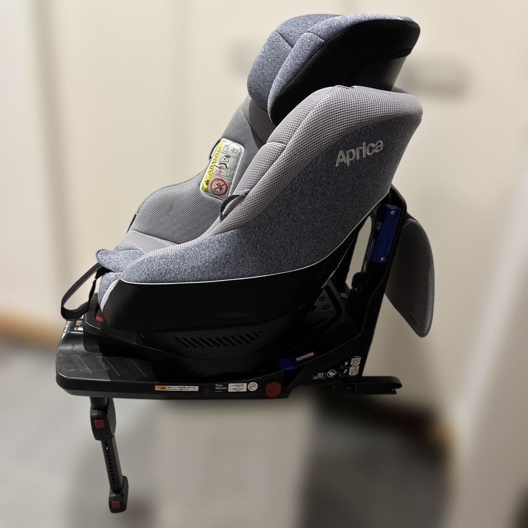 Aprica チャイルドシート クルリラ