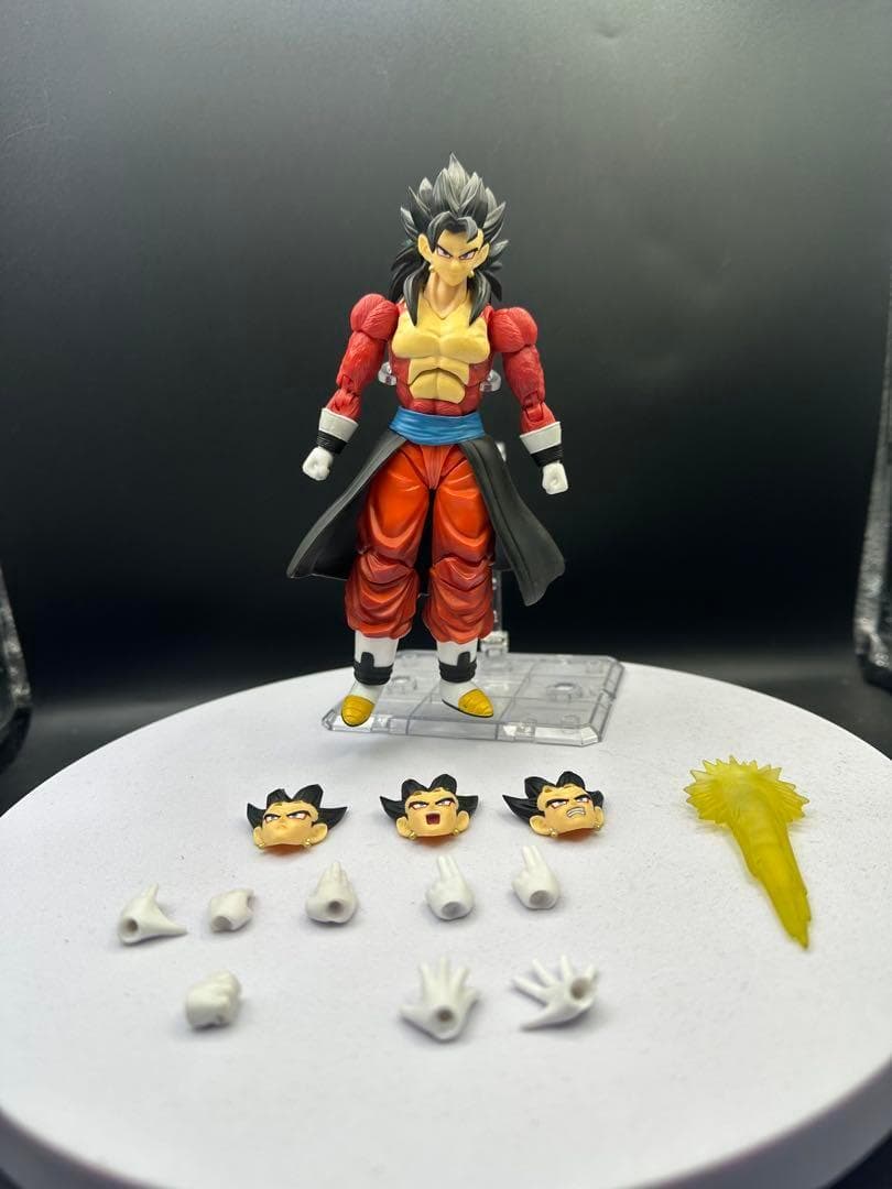 海外限定 S.H ドラゴンボール フィギュア 超サイヤ人4ベジット - メルカリ