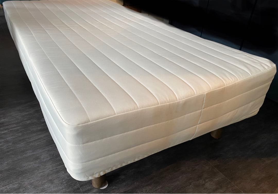 【配送料込み】無印良品 脚付きマットレス シングルベッド 1年半使用