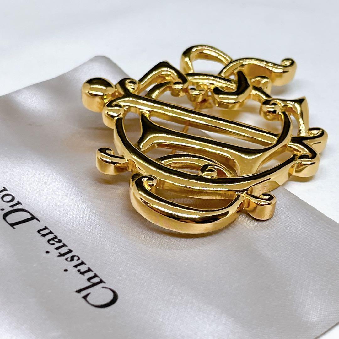 保存箱付き未使用品✨Dior ブローチ CD ロゴ 希少 刻印 C