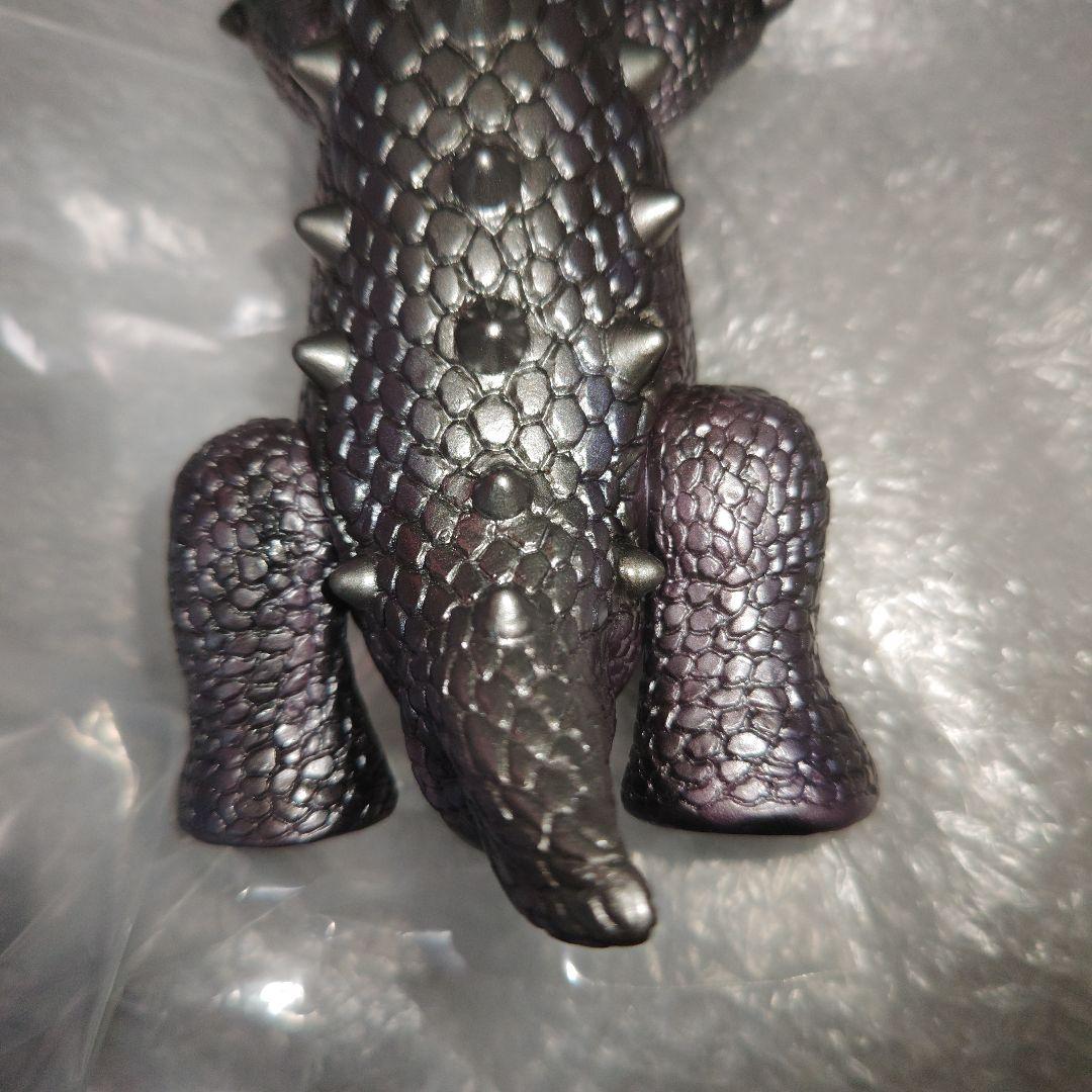 DBTHTOYS　涅槃怪獣　IRON EATER　ソフビ