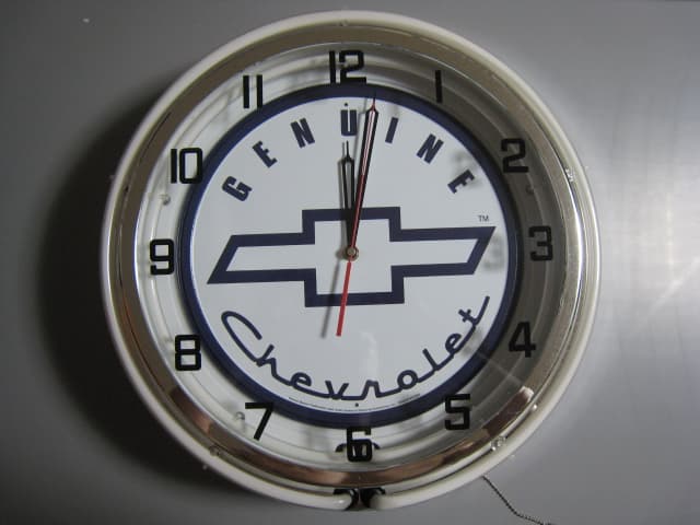 シボレー ダブル ネオンクロック ガレージ 世田谷ベース - メルカリ