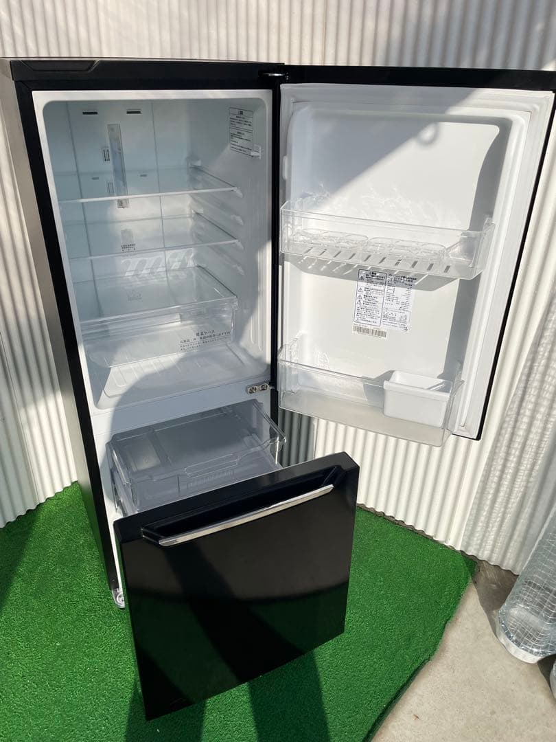 829 ハイセンス おしゃれブラック 2ドア冷蔵庫 一人暮らし 単身 取説付き