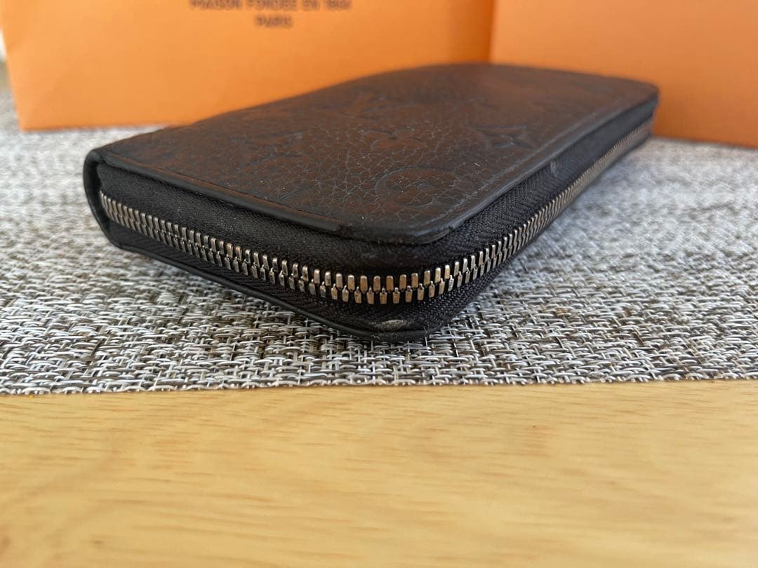 Louis Vuitton ブラックレザー 長財布