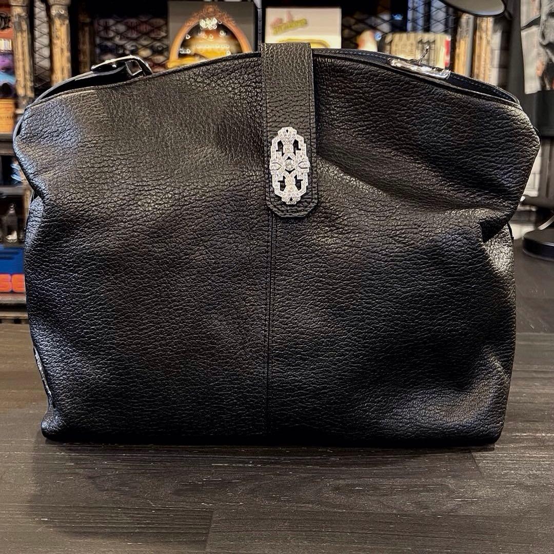 【新品未使用】A.D.M.J アールデコスワロ シボ革 レザーショルダーバッグ黒