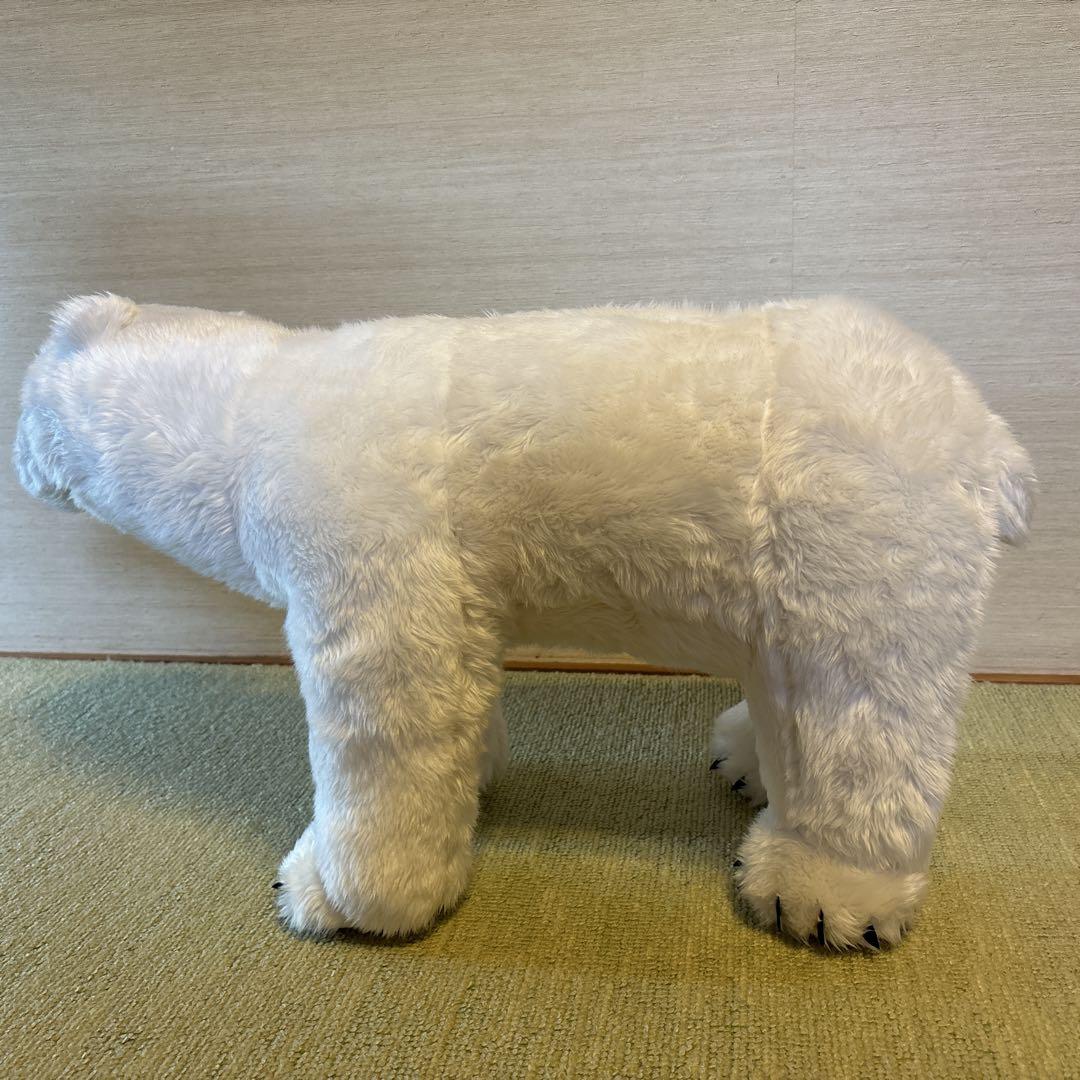 希少　ホッキョクグマの椅子