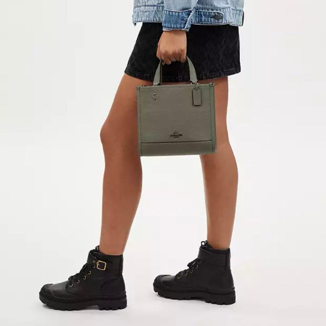 コーチ　オリーブグリーン レザー ショルダーバッグ