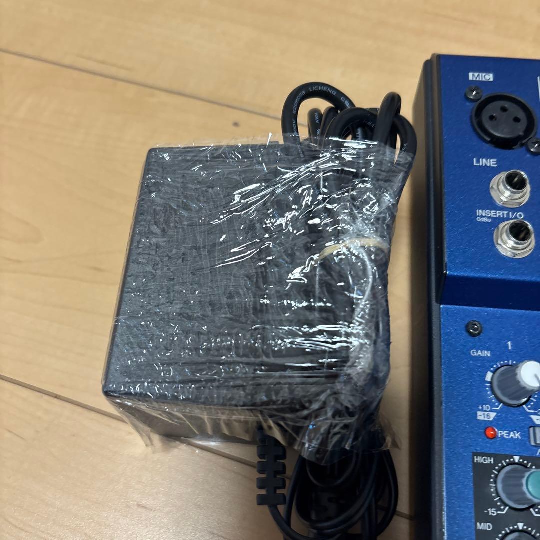 配信機器・PA機器・レコーディング機器 YAMAHA MG8/2FX