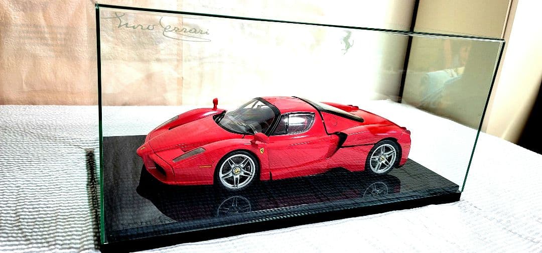 完成品・ディアゴスティーニ エンツォフェラーリ2002 1/8 模型
