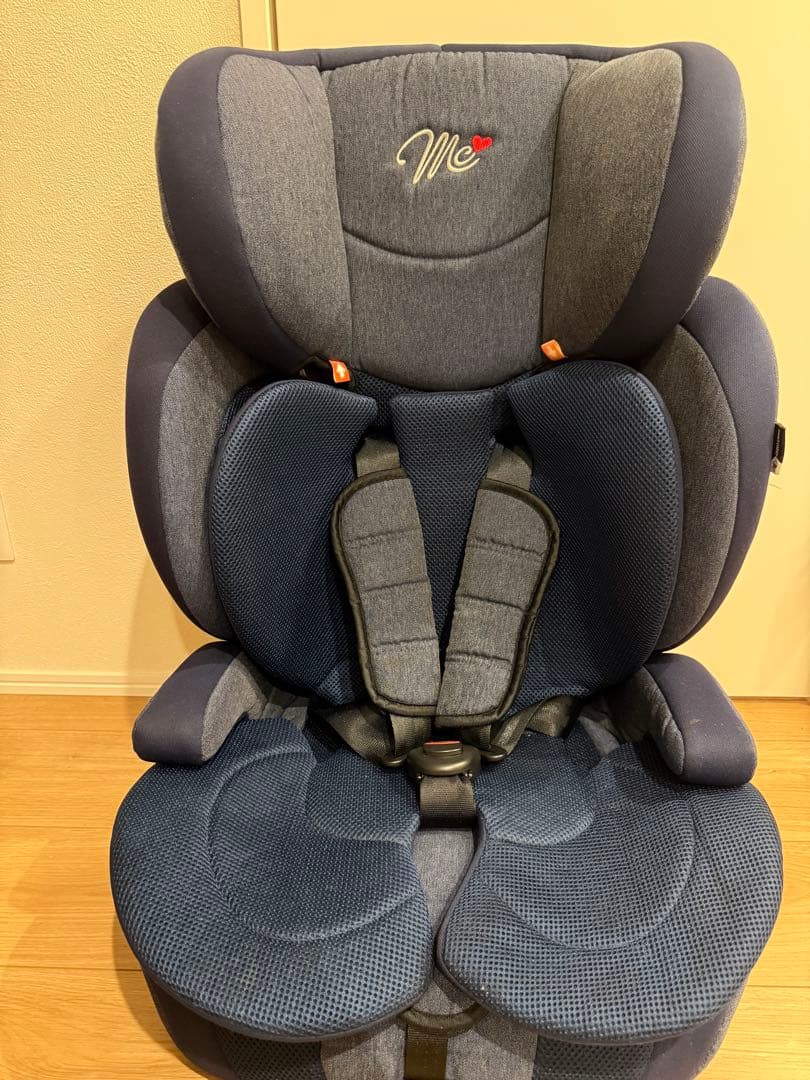 状態良好！MC HGデニムハーネス ジュニアシート チャイルドシート 西松屋