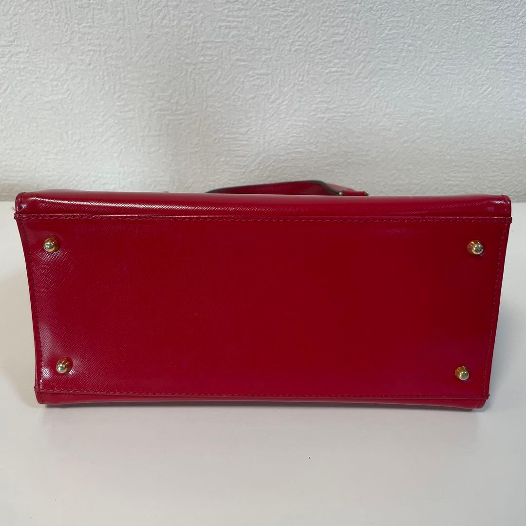 ジャンニヴェルサーチ ハンドバッグ 赤 レザー チャーム付