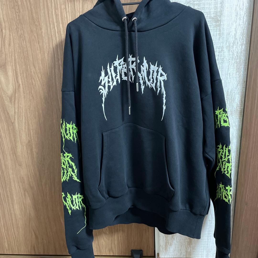 や*ん様 ⭐️美品⭐️DIESEL 刺繍デザイン ブラックパーカー