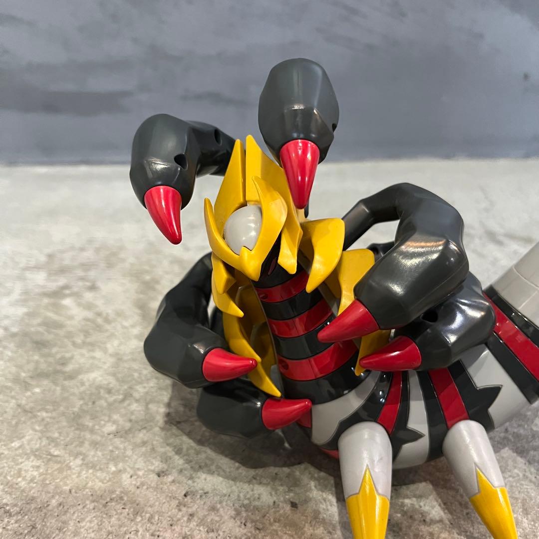 バトルアクションフィギュアDP ギラティナ　オリジンフォルム　可動式フィギュア
