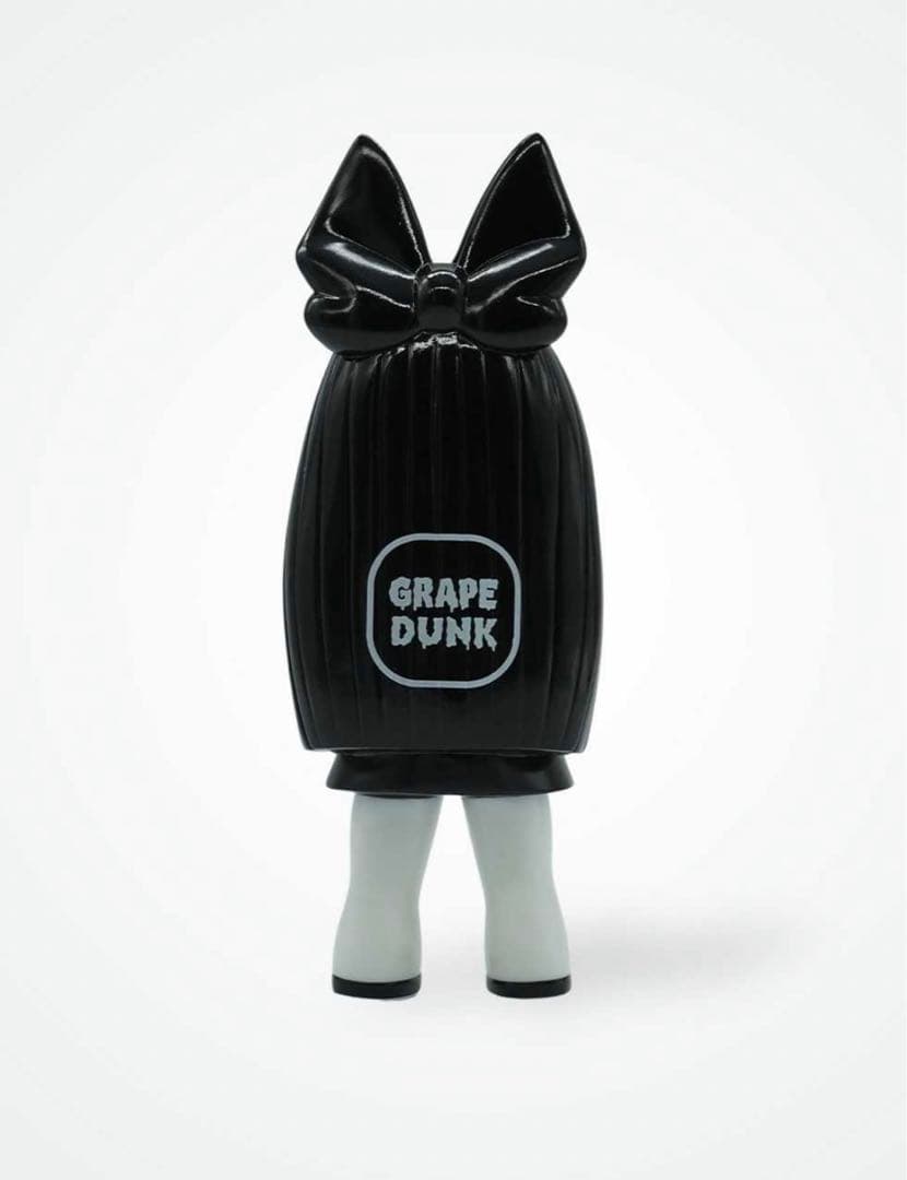 GRAPE BRAIN SNKRDUNK 手の目少女 にぎるちゃん ソフビ アウ