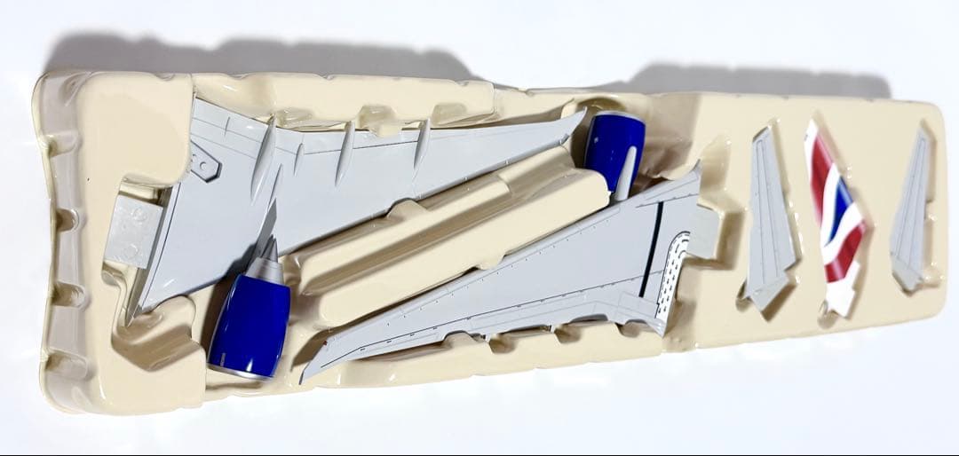 hogan 1/200 B777-300ER British Airways