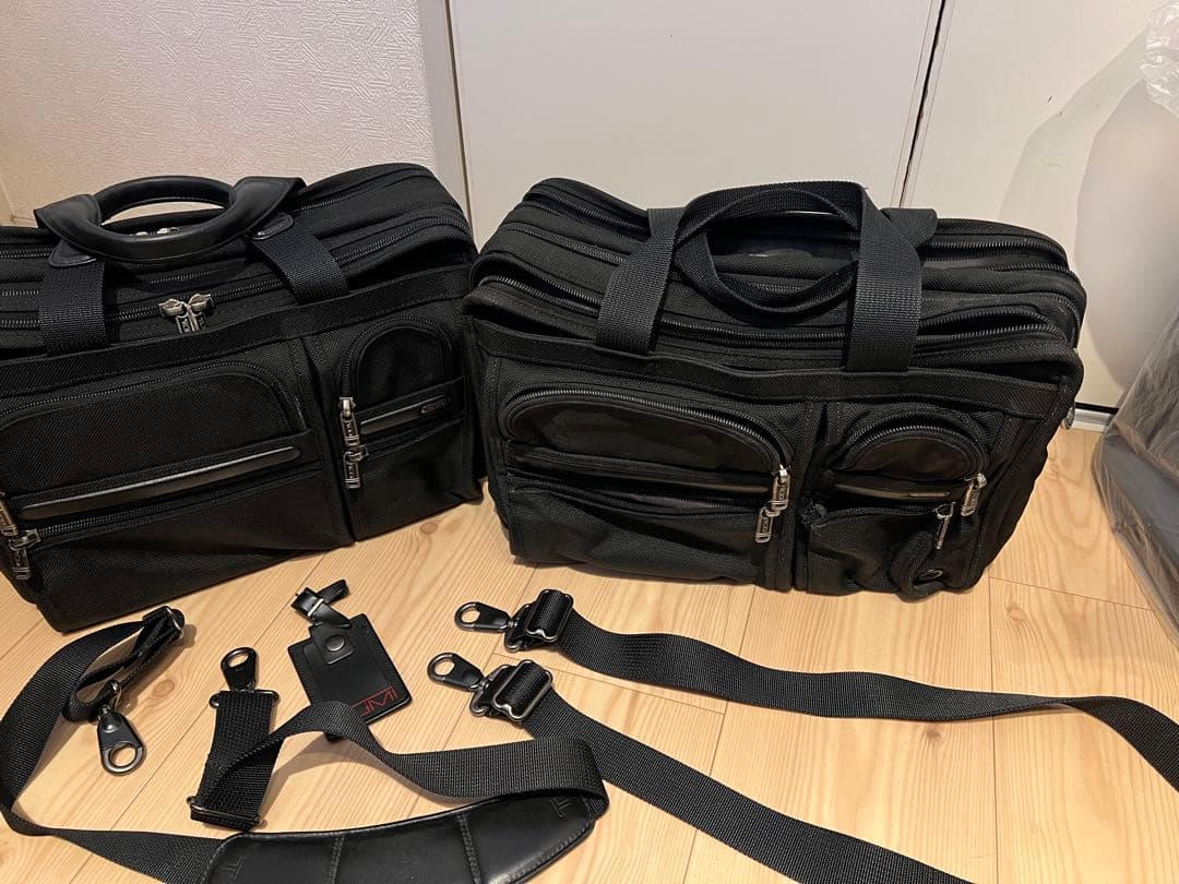 【美品とオマケでもう一個】TUMI エクスパンダブルオーガナイザー26141D4