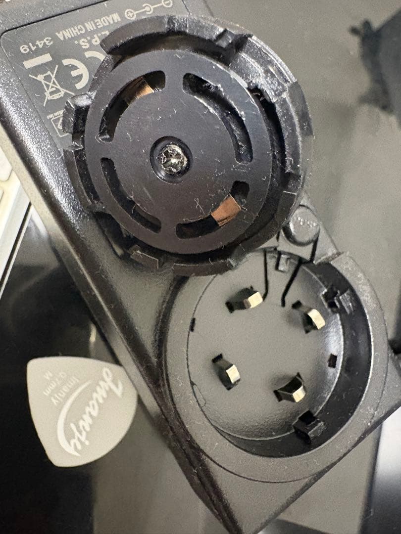 mioXM™ MIDI インターフェイス / iConnectivity