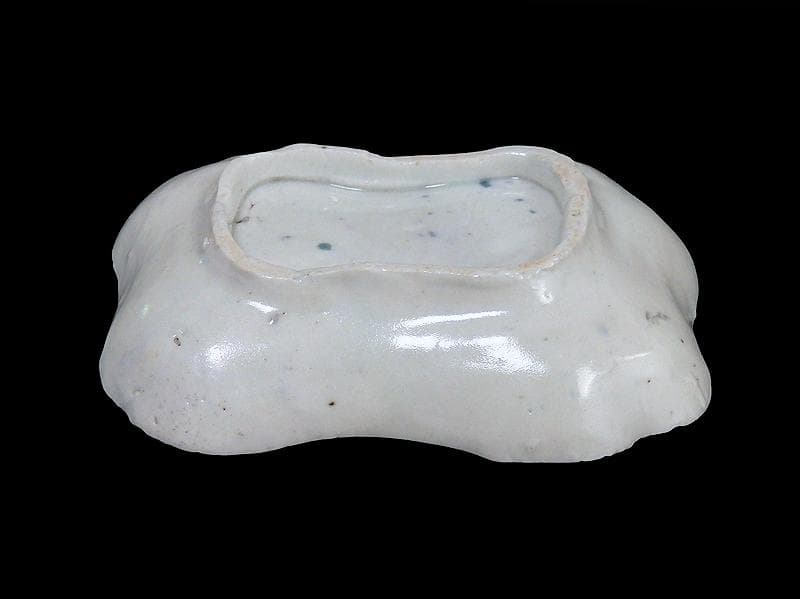 古伊万里　型刷印判　松葉に幾何学文様の図　変形皿　D228AS-CWj