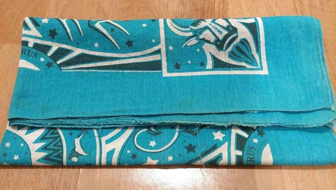 ヴィンテージ 星座柄 バンダナ 牡牛座