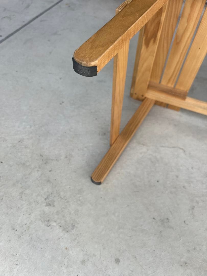 タラスブルバ アジャスタブルウッドテーブル IGT 引き取り