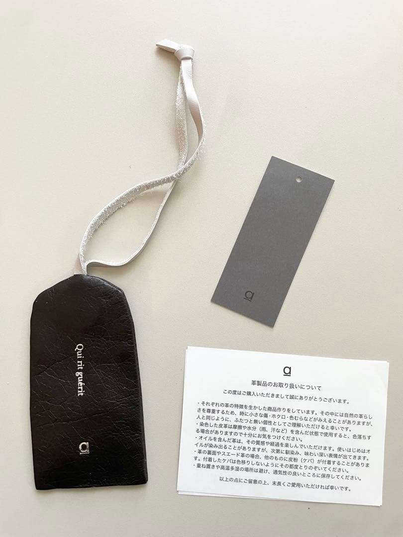 a （アー）スクエアボストンバッグMブラック黒レザーショルダーバッグハンドバッグ