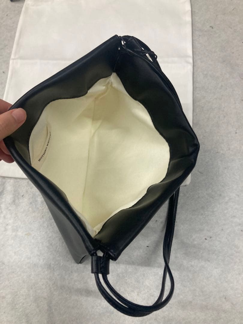 NOTHING WRITTEN Nella strap ショルダーバッグ L