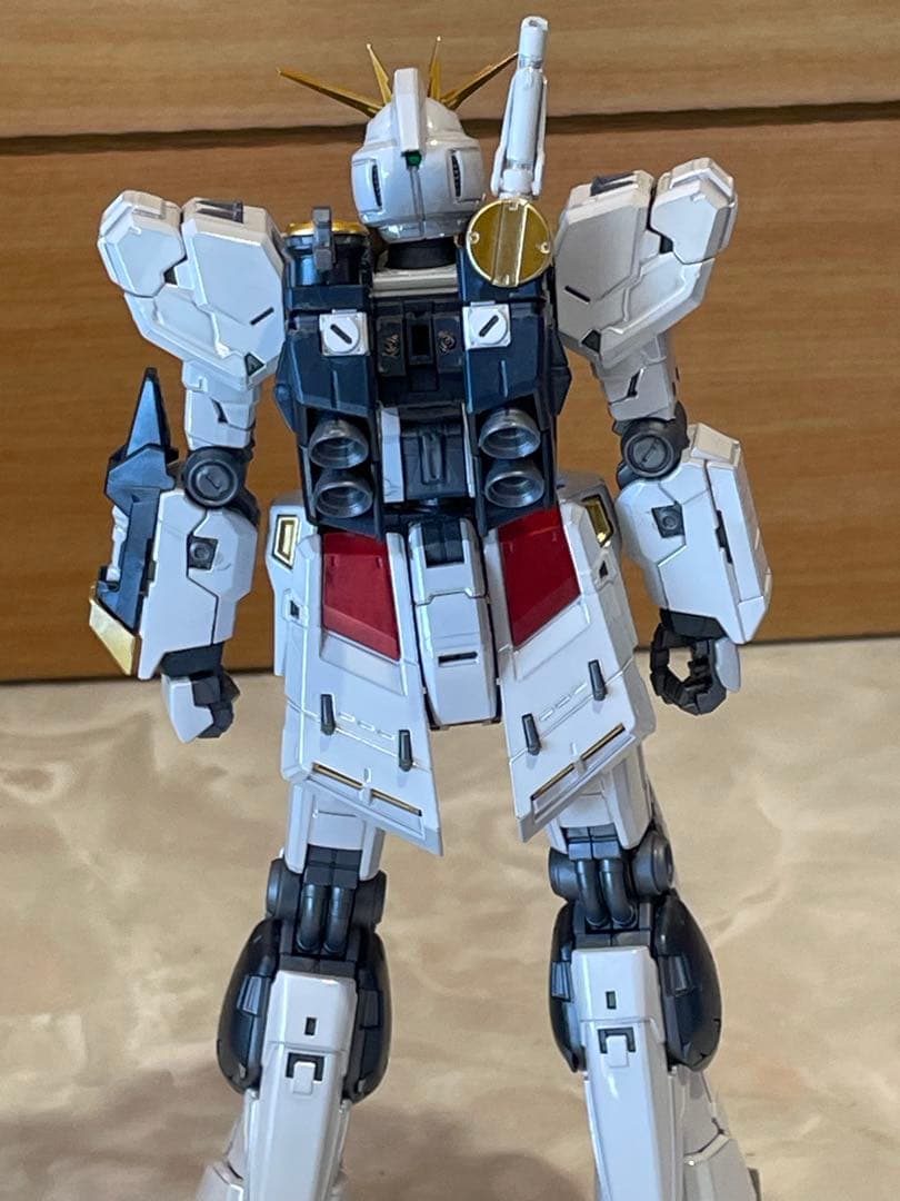 rg νガンダム　チタニウムフィニッシュ　完成品