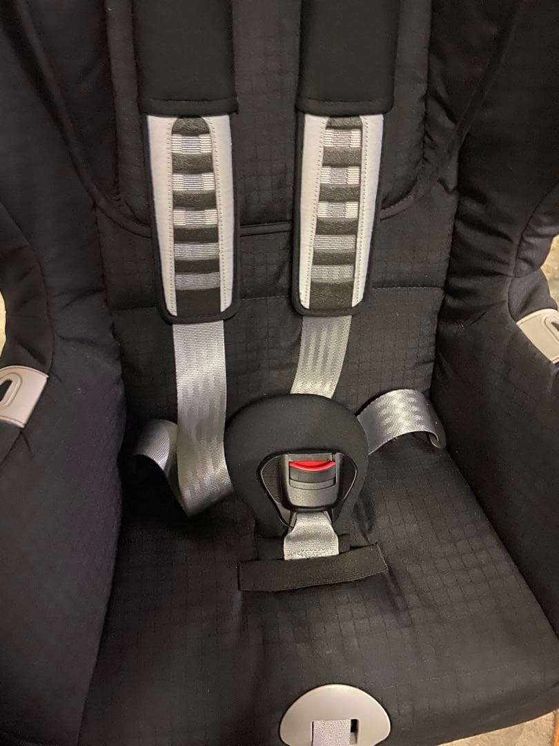 Bentley 車用チャイルドシート ブラック