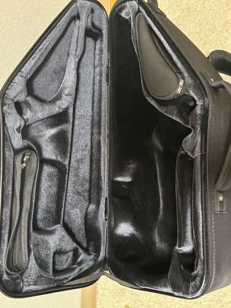 【ほぼ新品】アルトサックス、シグネチャー用ケース