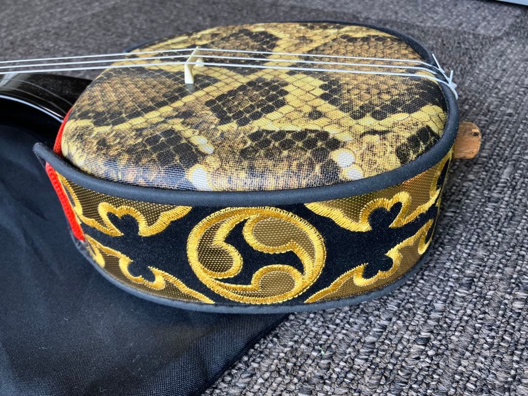 三線本体 専用ケース付きの通販はau PAY マーケット - 輸入雑貨の