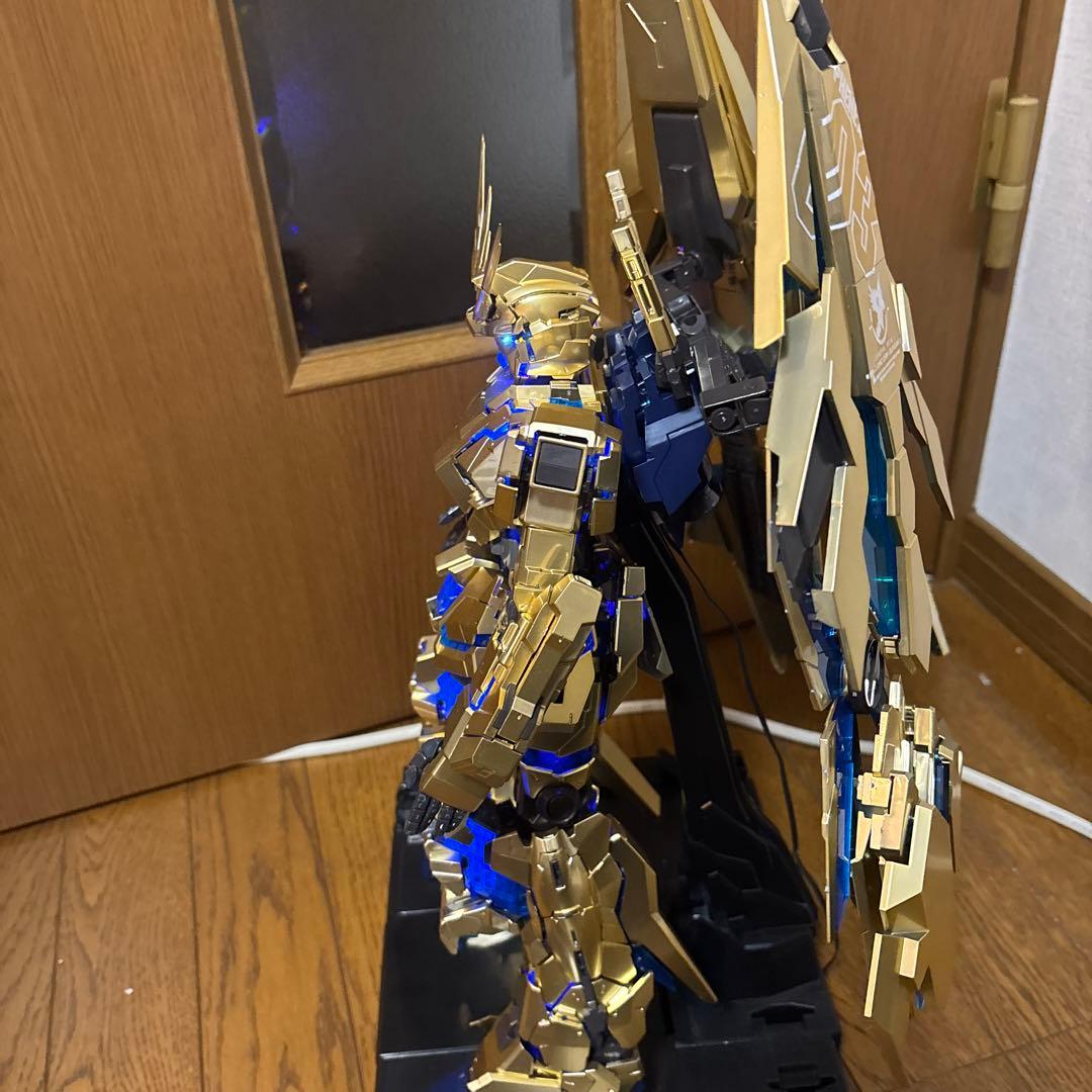 pgユニコーンガンダム3号機RＸー０フェネクス