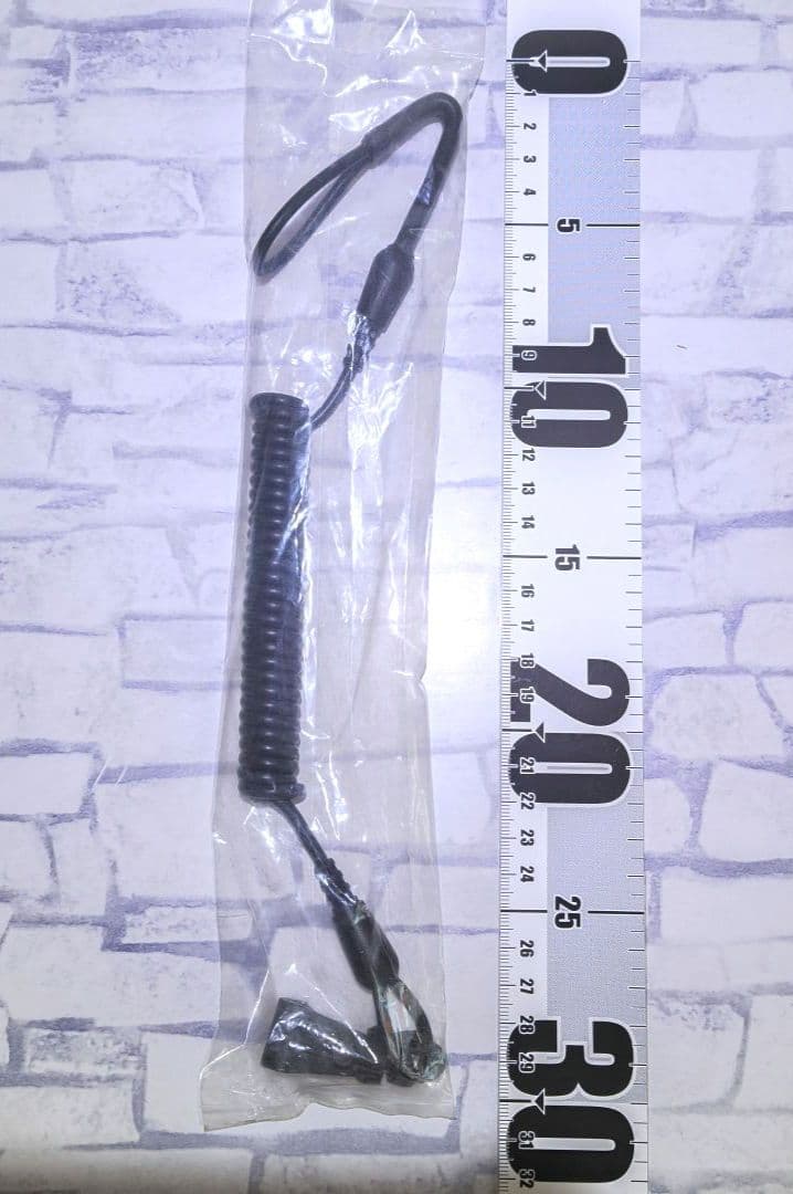 新品未使用】警察 カールコード 拳銃 ランヤード 吊り紐 1個 - メルカリ