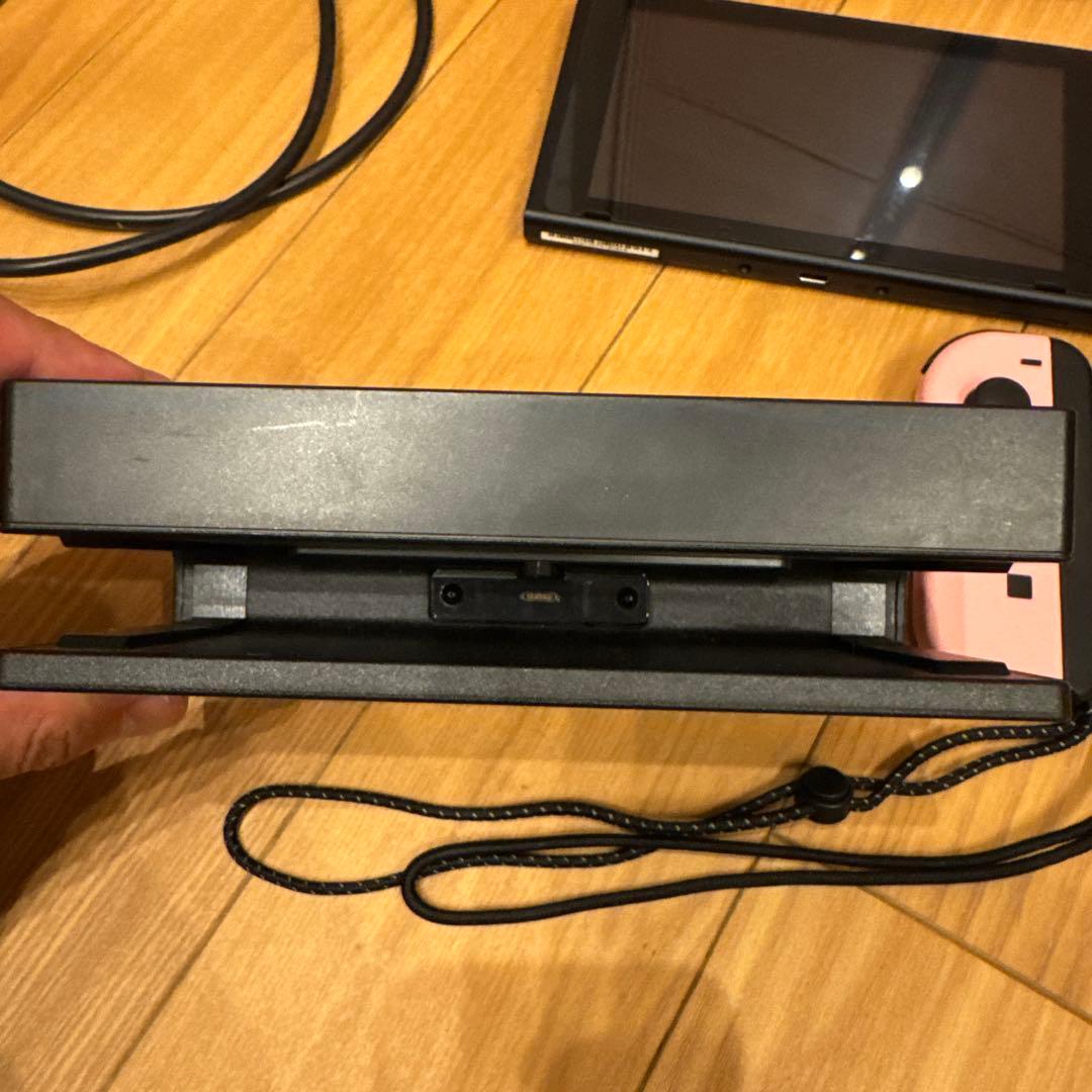 Nintendo Switch 本体　ジャンク品　ケース付き