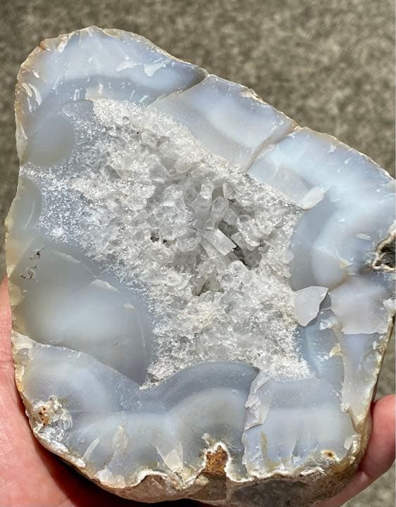 国産天然石 新潟県産 原石 水晶の晶洞